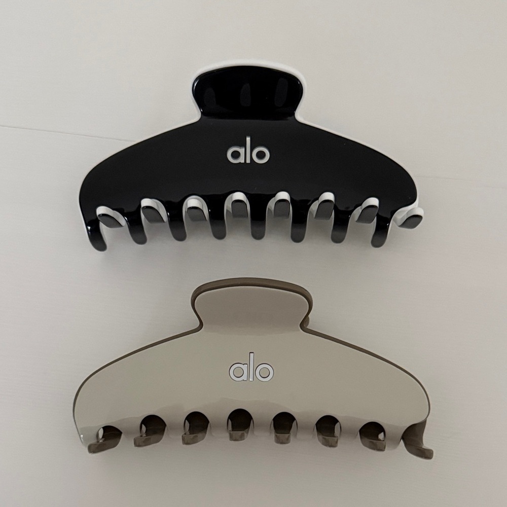 All yoga large claw clip bundle